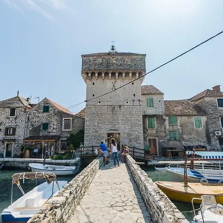 Апартаменты Kike *