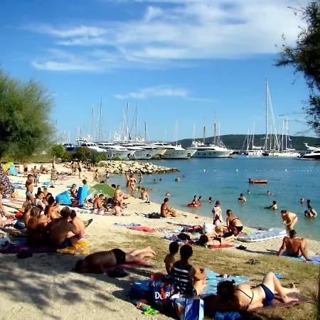 Kike Kastela